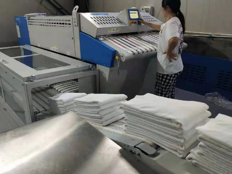 任丘巾类折叠机-02